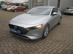 Silber Gebraucht 2019 Mazda 3 Selection Limousine | 17.980 € (Guter Preis)