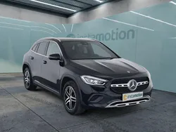 Schwarz Gebraucht 2021 Mercedes GLA250 SUV | 33.399 € (Fairer Preis)