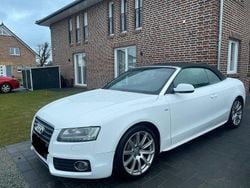 Weiß Gebraucht 2011 Audi A5 Cabriolet Design Cabrio | 10.000 € (Fairer Preis)