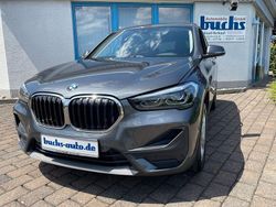 Mineralgrau (metallic) Gebraucht 2022 BMW X1 Advantage SUV | 19.790 € (Superpreis)