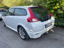 Weiß Gebraucht 2009 Volvo C30 R-Design Kleinwagen | 3.200 € (Fairer Preis)