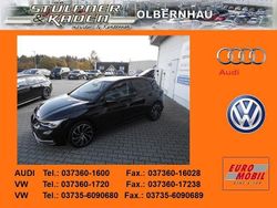 Schwarz Gebraucht 2021 VW Golf VIII Active Limousine | 17.900 € (Guter Preis)