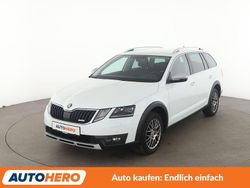 Weiß Gebraucht 2019 Skoda Octavia Scout 4x4 Kombi | 19.040 € (Teuer)