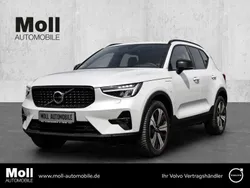 Weiss Gebraucht 2023 Volvo XC40 Ultimate SUV | 41.980 € (Fairer Preis)