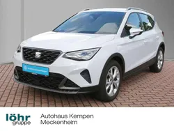 Nevada weiss Gebraucht 2024 Seat Arona CONNECT SUV | 21.950 € (Fairer Preis)