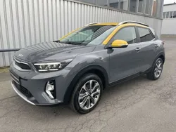 Perennialgrau met./floridagelb Gebraucht 2022 Kia Stonic Spirit SUV | 19.990 € (Fairer Preis)