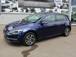 Blau Gebraucht 2018 VW Golf VII Sound Limousine | 16.990 € (Guter Preis)