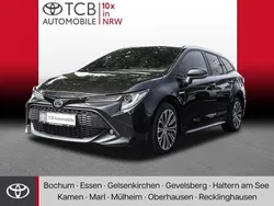 Mysticschwarz mica Gebraucht 2019 Toyota Corolla Basis Limousine | 19.489 € (Etwas zu teuer)