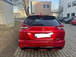 Rot Gebraucht 2023 Mitsubishi Eclipse Cross SUV | 30.000 €