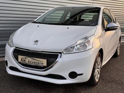 Weiß Gebraucht 2014 Peugeot 208 Active Kleinwagen | 5.480 € (Fairer Preis)