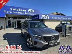 Mountaingrau Gebraucht 2023 Mercedes GLB200 Night SUV | 43.990 € (Etwas zu teuer)
