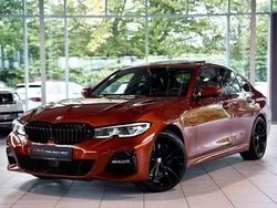 Orange Gebraucht 2019 BMW 330 M Sport Limousine | 39.900 € (Etwas zu teuer)