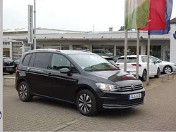 Schwarz Gebraucht 2024 VW Touran Move Van / Kleinbus | 35.899 € (Guter Preis)