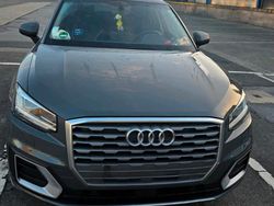 Grau Gebraucht 2018 Audi Q2 Sport SUV | 18.100 € (Fairer Preis)