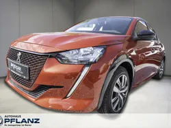 Rot Gebraucht 2022 Peugeot e-208 Active Kleinwagen | 16.390 € (Fairer Preis)