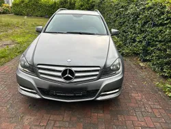 Grau Gebraucht 2011 Mercedes C180 Kombi | 5.500 €