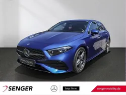 Blau Gebraucht 2024 Mercedes A200 AMG line | 34.170 € (Guter Preis)