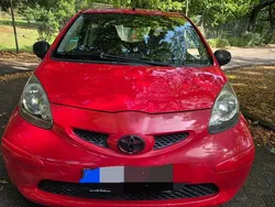 Rot Gebraucht 2008 Toyota Aygo Kleinwagen | 2.300 € (Fairer Preis)