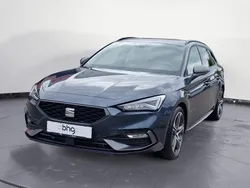 Grau Gebraucht 2024 Seat Leon FR Kombi | 31.760 € (Fairer Preis)