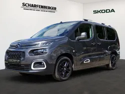 Grau Gebraucht 2020 Citroën Berlingo Shine Van / Kleinbus | 20.880 € (Guter Preis)