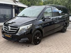 Schwarz Gebraucht 2015 Mercedes V220 Van / Kleinbus | 30.290 € (Teuer)