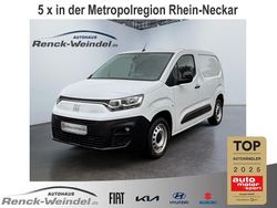 Weiß Gebraucht 2023 Fiat Doblò Van / Kleinbus | 20.989 € (Etwas zu teuer)