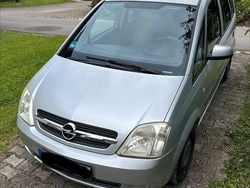 Silber Gebraucht 2005 Opel Meriva Van / Kleinbus | 400 € (Superpreis)