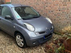 Blau Gebraucht 2010 Nissan Micra Visia Limousine | 3.000 € (Etwas zu teuer)