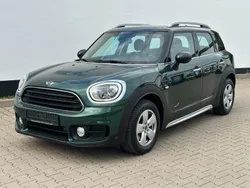 Grün Gebraucht 2018 Mini Cooper Countryman SUV | 14.999 €