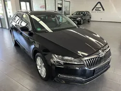 Schwarzmagic perleffekt Gebraucht 2020 Skoda Superb Kombi | 21.999 € (Guter Preis)