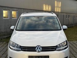 Weiß Gebraucht 2010 VW Sharan Van / Kleinbus | 6.699 €