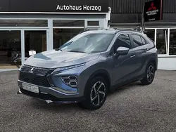 Grau Gebraucht 2021 Mitsubishi Eclipse Cross Intro Edition SUV | 21.990 € (Fairer Preis)