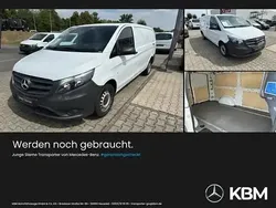 Arktikweiß Gebraucht 2024 Mercedes Vito Van / Kleinbus | 35.462 € (Etwas zu teuer)