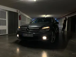 Grau Gebraucht 2009 Mercedes C320 Avantgarde Kombi | 7.500 € (Fairer Preis)