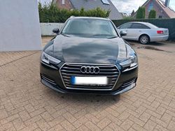 Schwarz Gebraucht 2018 Audi A4 Kombi | 12.900 € (Fairer Preis)
