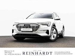 Gletscherweiß metallic Gebraucht 2022 Audi e-tron Comfort SUV | 34.740 € (Guter Preis)