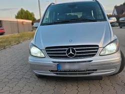 Grau Gebraucht 2010 Mercedes Viano Van / Kleinbus | 13.500 €