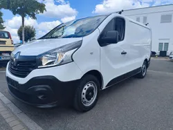 Weiß Gebraucht 2018 Renault Trafic Komfort Van | 14.950 € (Fairer Preis)
