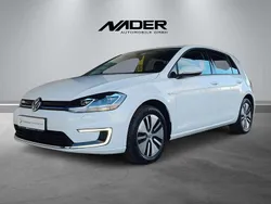 Weiß Gebraucht 2018 VW e-Golf Kleinwagen | 15.890 € (Teuer)