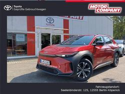 Rot Gebraucht 2025 Toyota bZ4X Basis SUV | 34.800 € (Superpreis)
