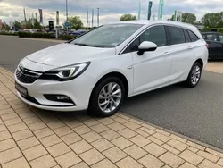 Weiß Gebraucht 2017 Opel Astra Innovation Kombi | 14.990 € (Etwas zu teuer)