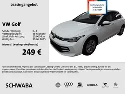 Pure white Gebraucht 2024 VW Golf VIII Life Limousine | 26.390 € (Guter Preis)