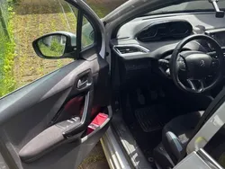 Silber Gebraucht 2014 Peugeot 208 Allure Kleinwagen | 6.666 € (Fairer Preis)