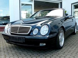 Smaragdschwarz metallic (189u) Gebraucht 1999 Mercedes CLK230 Elegance Cabrio | 13.990 €