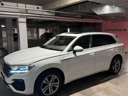 Weiß Gebraucht 2018 VW Touareg R-line SUV | 33.990 € (Fairer Preis)