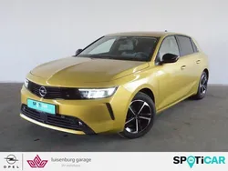Gelb Gebraucht 2024 Opel Astra Edition Limousine | 21.385 € (Superpreis)