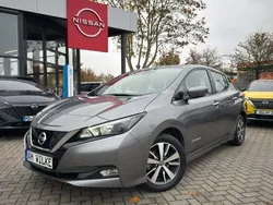 Grau Gebraucht 2020 Nissan Leaf Acenta Kleinwagen | 14.890 € (Fairer Preis)