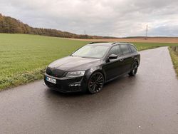Schwarz Gebraucht 2016 Skoda Octavia vRS Kombi | 11.899 € (Guter Preis)