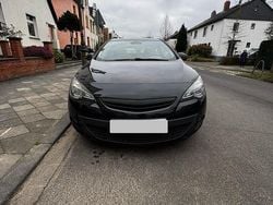 Schwarz Gebraucht 2013 Opel Astra GTC Coupé | 6.000 € (Fairer Preis)