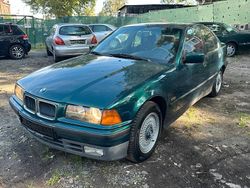 Grün Gebraucht 2006 BMW 318 Limousine | 3.999 € (Fairer Preis)